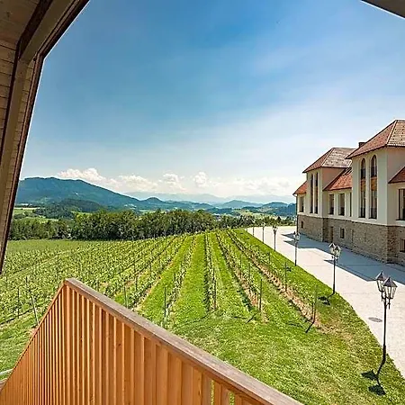 Weingut Taggenbrunn Hotel Sankt Veit an der Glan
