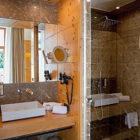 Weingut Taggenbrunn Hotel 4*