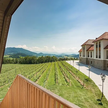 Weingut Taggenbrunn サンクト フェイト アン デル グラン